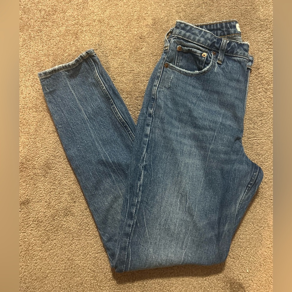 Women’s Abercrombie and Fitch The Skinny High Rise Jeans